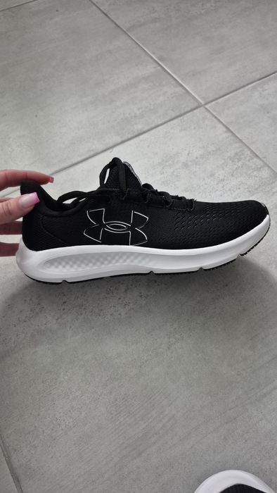 Кросівки Under Armour р.36(6,5)