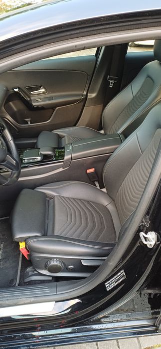 Mercedes-Benz A180