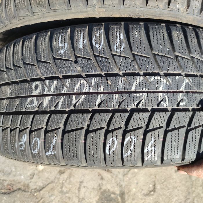 opony zima 225x40x18 BRIDGESTONE 2szt  400zl 2015r