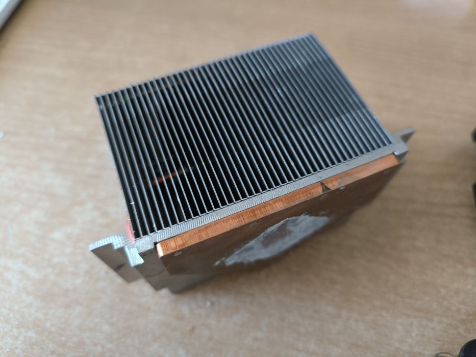 Radiatory z wentylatorem 3 sztuki