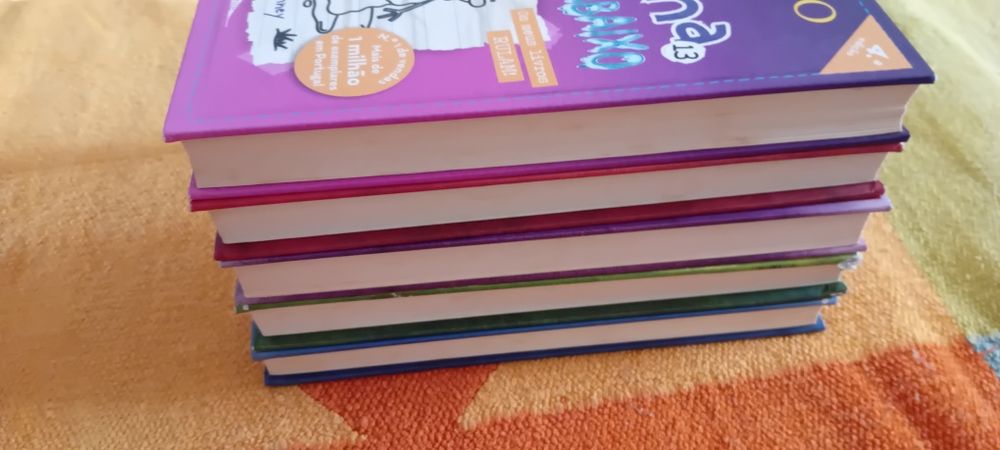 Books - Diary of a Wimpy Kid, Vols. 1, 2, 3, 5, 1364398285316611121