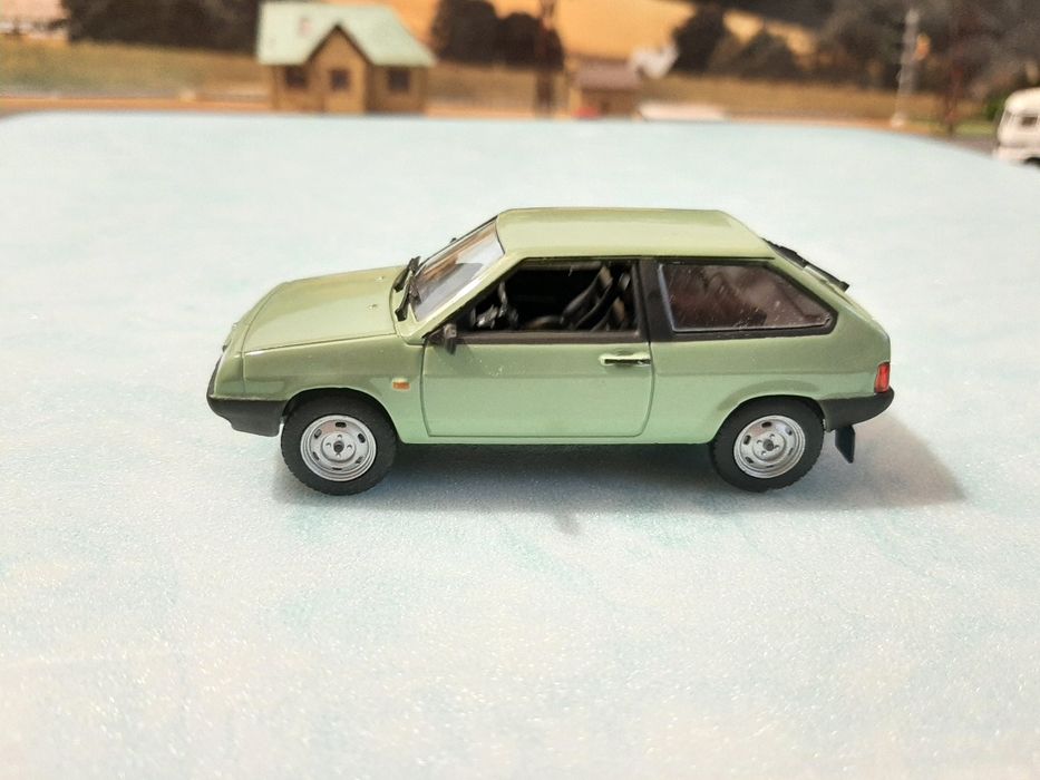 Модель Ваз 2108.Масштаб 1/43.