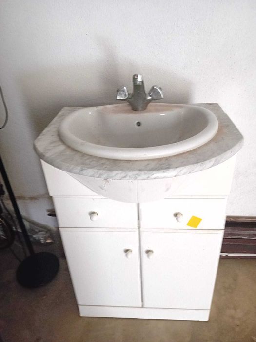 Móvel pequeno lavatório casa de banho WC