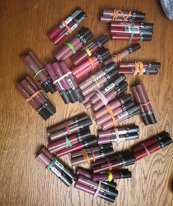 Matowe pomadki do ust Sephora