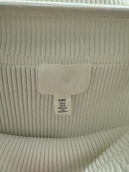 Светр жіночий HM