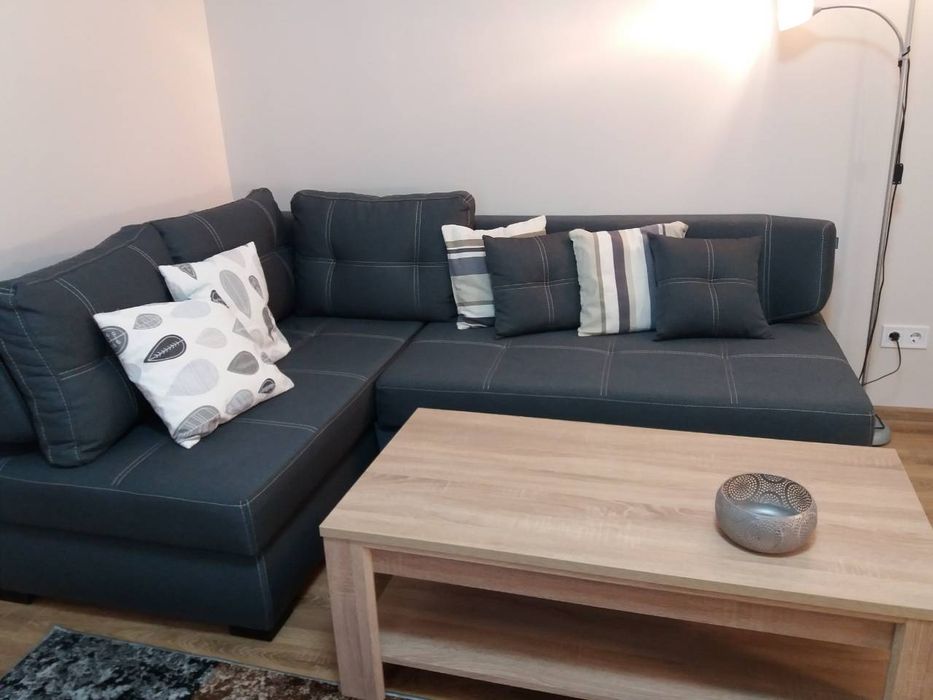 Сегодня 2 ком  Квартира возле Оперного театра почасово .посуточно