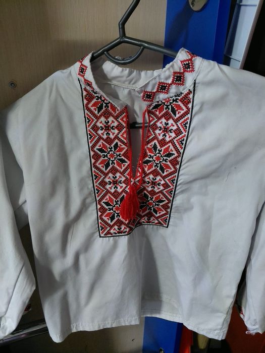 Дві вишиванки на хлопчика,  крута пропозиція.