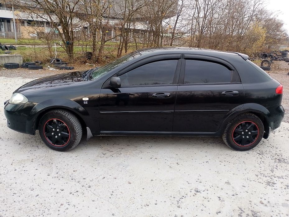 Продам Chevrolet lacheti