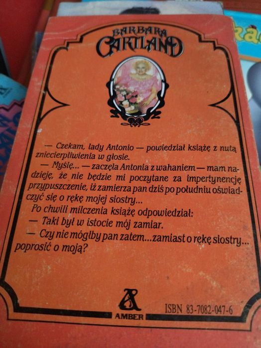 Książka ksiazka książki Barbary Cartland Niezwykły miodowy miesiąc