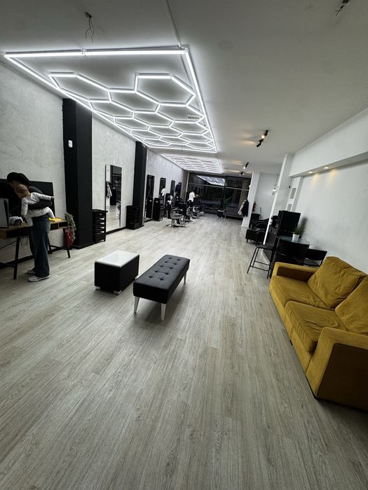 Arrendo espaço dentro de uma Barbearia Vila nova de Gaia