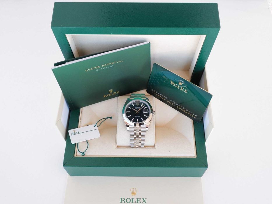 Rolex Datejust 41 Blue Dial Domed Bezel Jubilee Bracelet (2022)