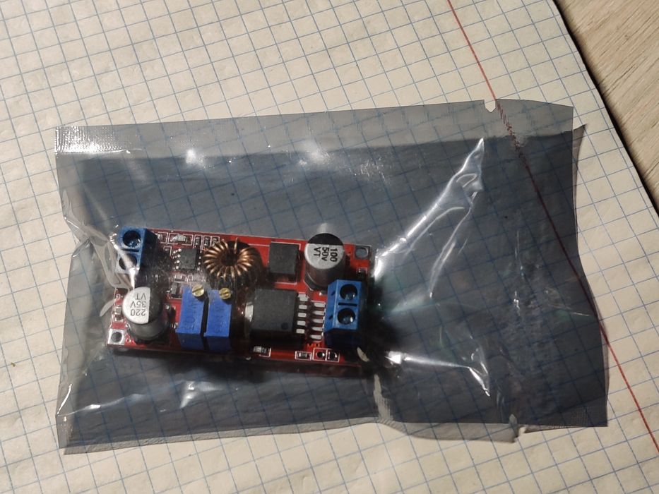 XL4015 5А  Понижуючий перетворювач напруги dc dc  4 - 38в.