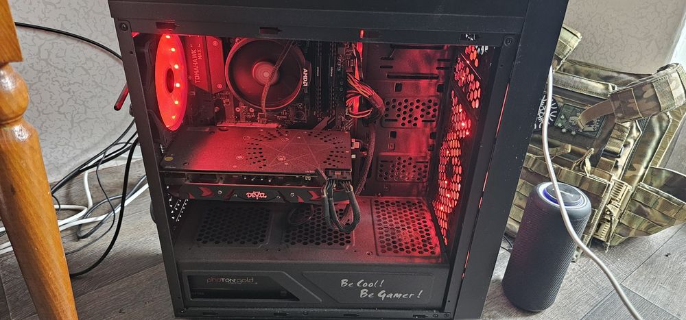 Персональний комп'ютер для роботи та ігор