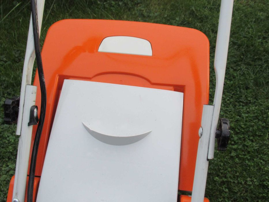 Kosiarka Akumulatorowa Stihl RMA 339 z akumulatorem i  ładowarką