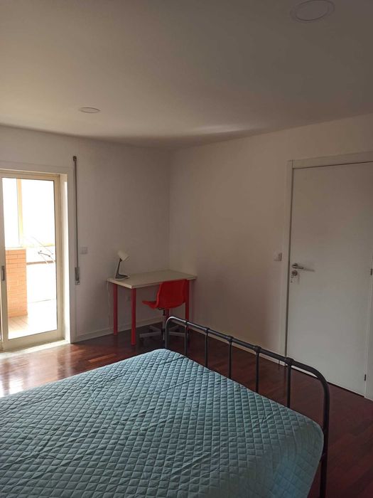 Quarto para arrendar perto da universidade do Minho (10 minutos a pé)