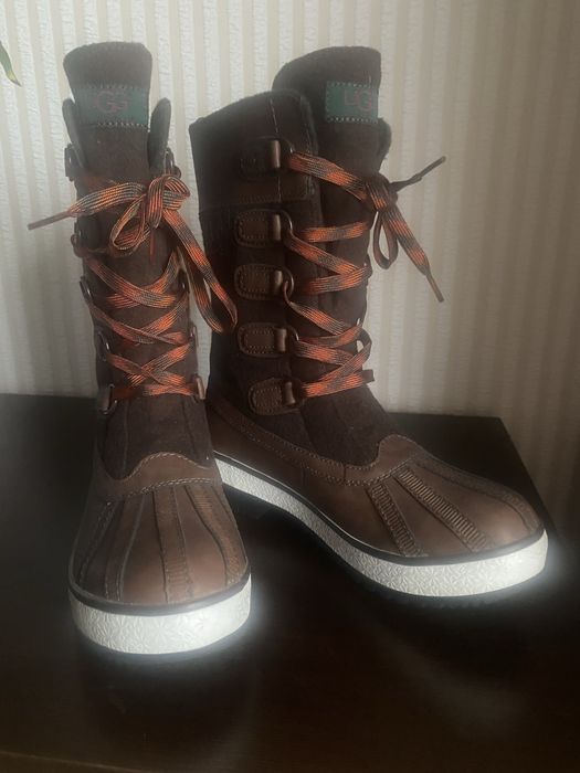 Сапоги UGG для девочки