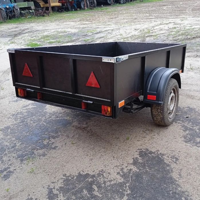 Причепи.  легкові