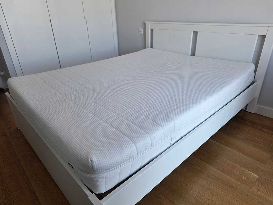 Colchão IKEA ÅKREHAMN 160x200 cm – limpo e em bom estado