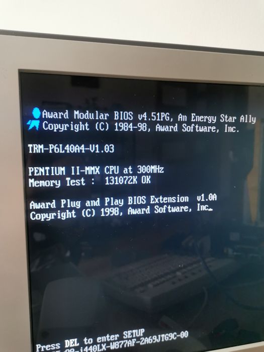 Motherboard Tekram Slot 1 com cpu e ram