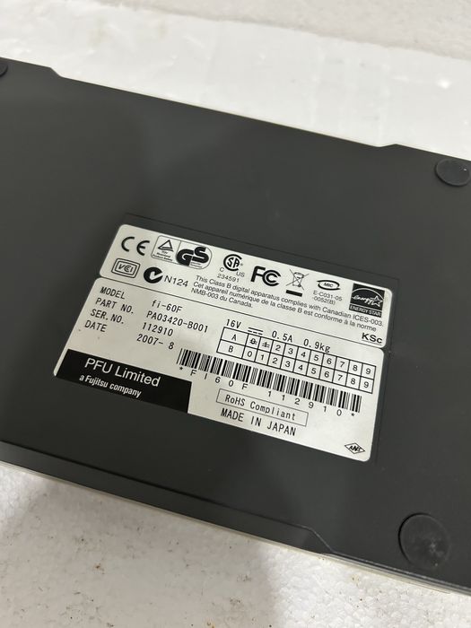 Scanner duplex Fujitsu fi-60F