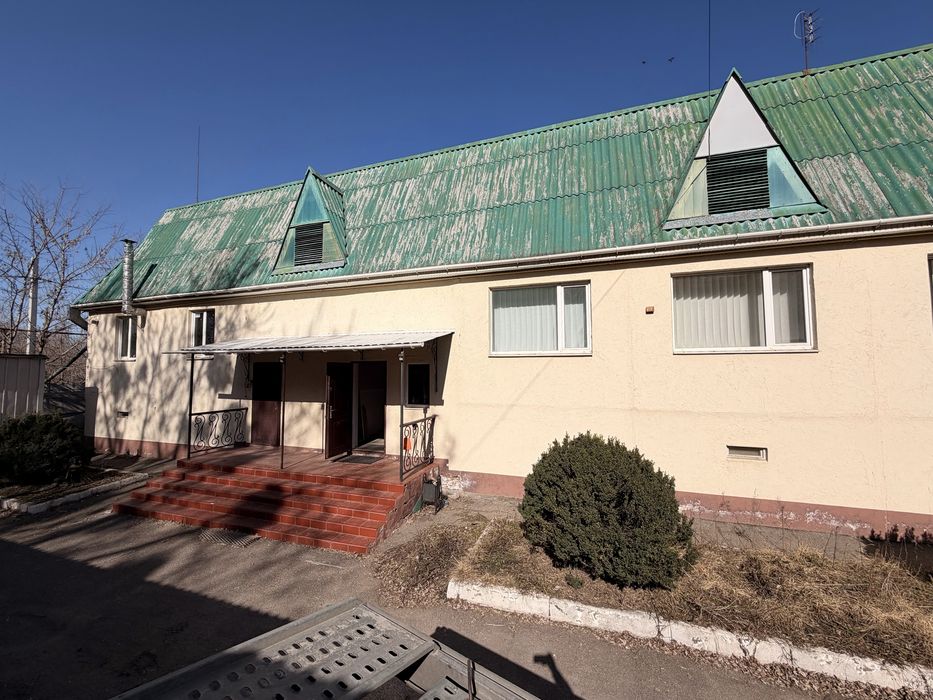 Продажа базы ~900 м2 район Николаевка.