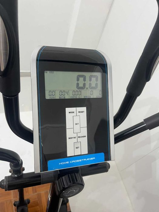 Bicicleta Elíptica BH CTBS1 – Como Nova (Pontinha, Lisboa)