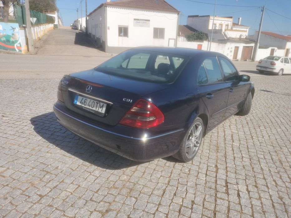 Mercedes Benz E270CDI