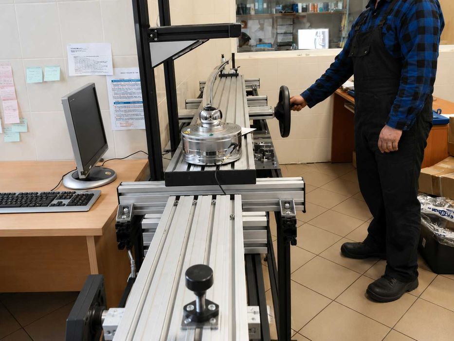 POLTORQUE | Kalibracja, serwis i sprzedaż narzędzi dynamometrycznych - Klucze dynamometryczne, wkrętaki, zakrętarki dynamomtryczne, nasadki udarowe