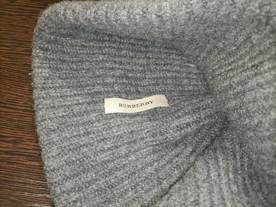 Шапка Burberry Moncler