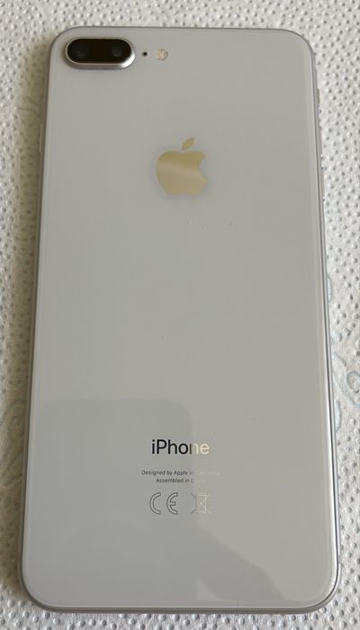 Urzywany Iphone 8 Plus, akum.75 %, więcej po telefonu.
