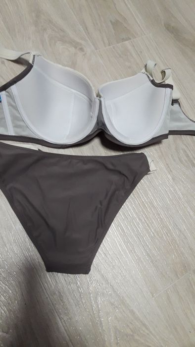 Продам не дорого купальники