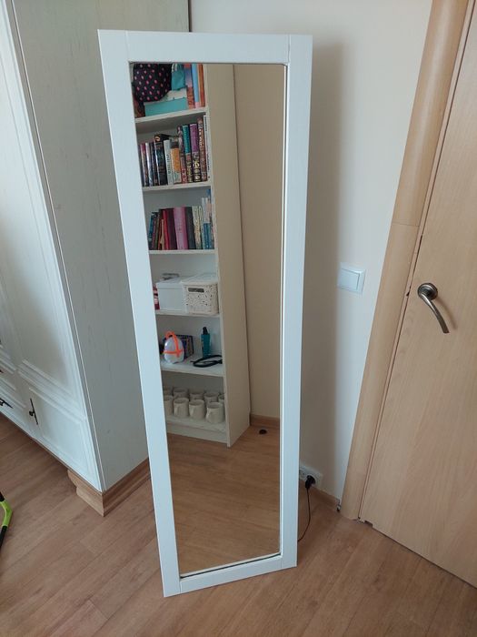 Зеркало напольное белое