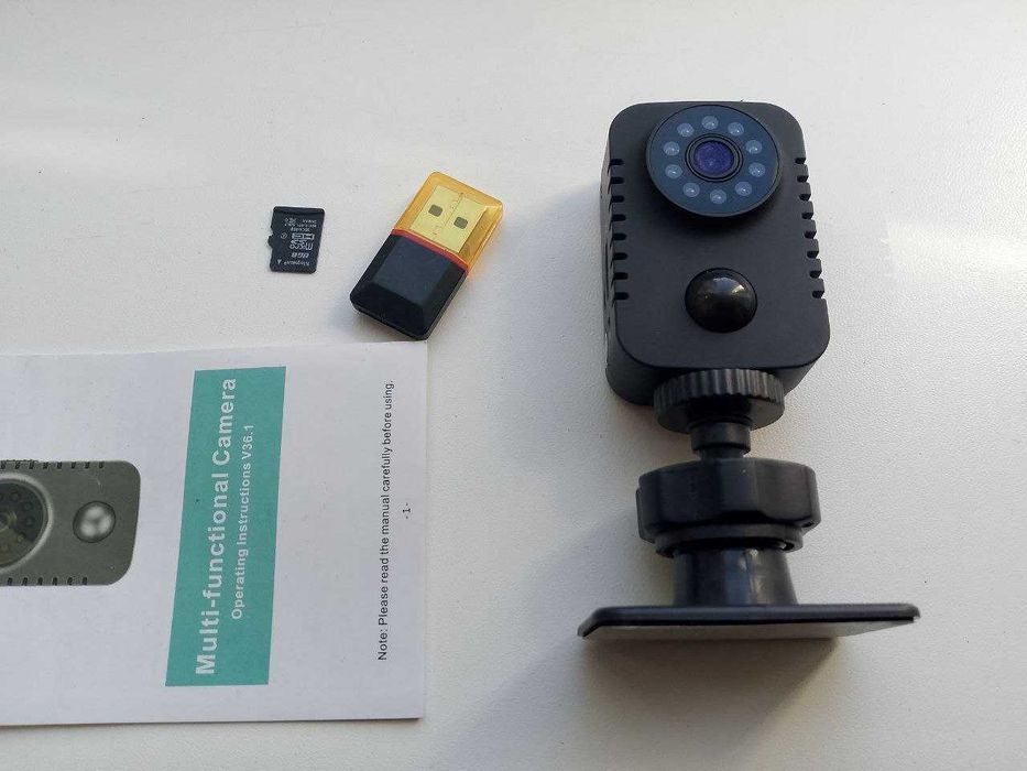Міні камера відеоспостереження MD29, бодікамера (картридер + microSD 8 ГБ + настільний кронштейн + кліпса)