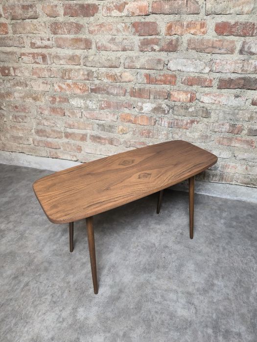 Stolik kawowy vintage PRL,,jamnik,, po całkowitej renowacji UNIKAT