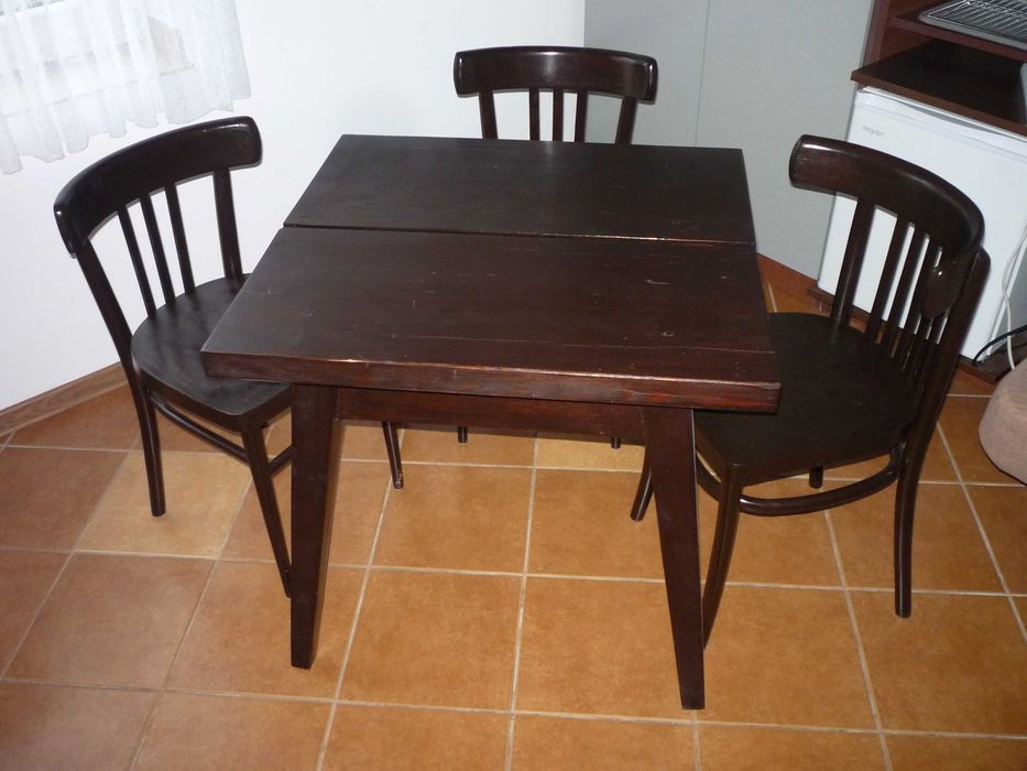 stół sosnowy 75x72 gr. blatu 4,4 cm