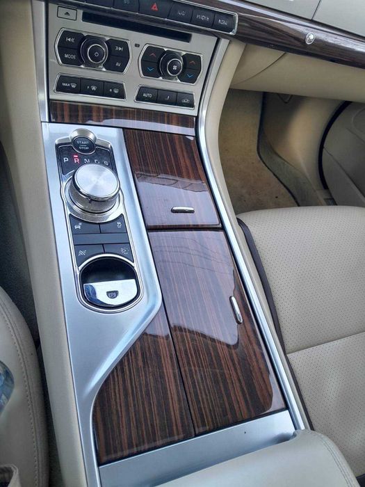 Продам Jaguar XF 2013 года