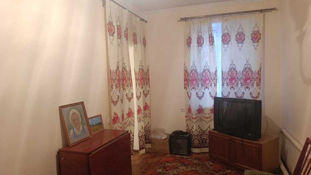 (3) Продам частину будинку р-н Олієжиркомбінату 0756