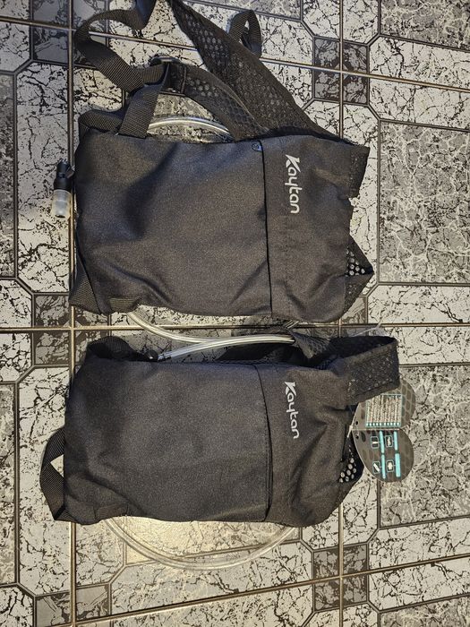 2 mochilas de hidratação