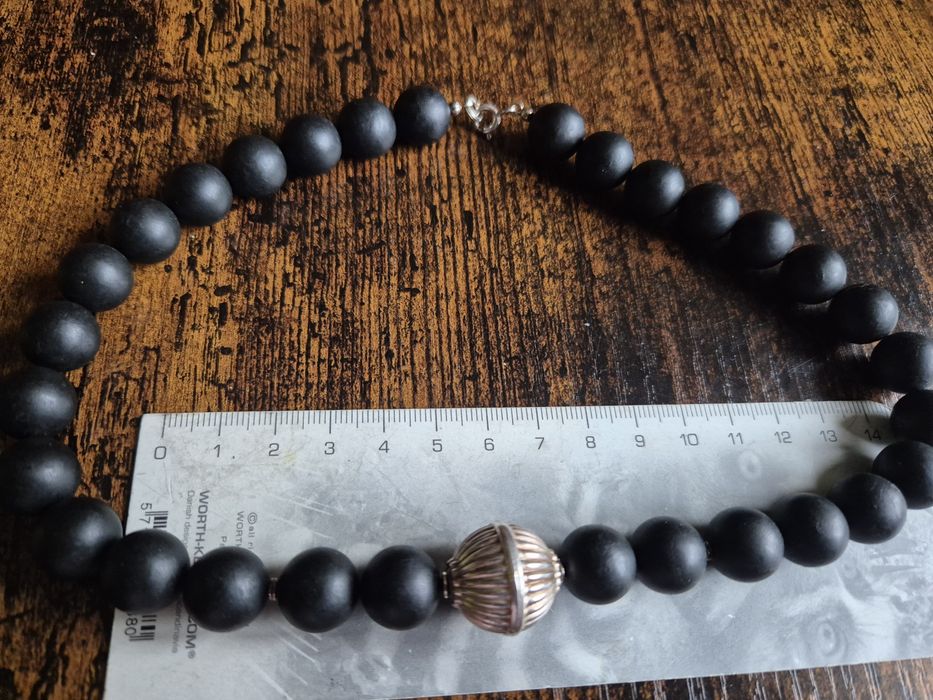 Naszyjnik bursztyn czarny