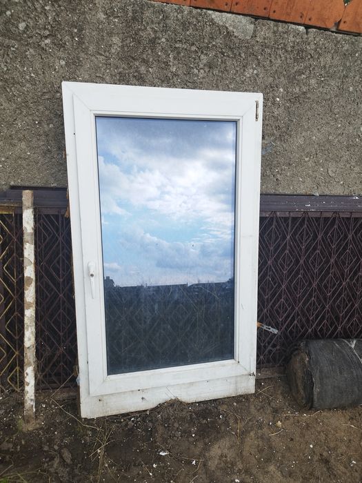 Okno plastikowe 142/86