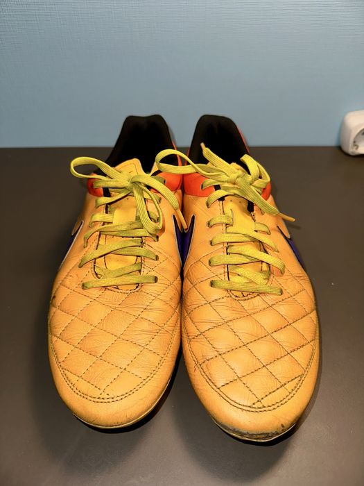 Шкіряні футбольні копи Nike (бутси)