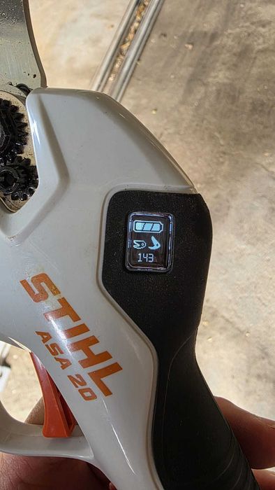 Tesoura Poda Stihl Electrica Asa 20.0 apenas, 2 Baterias, apenas 143 cortes (Como nova)