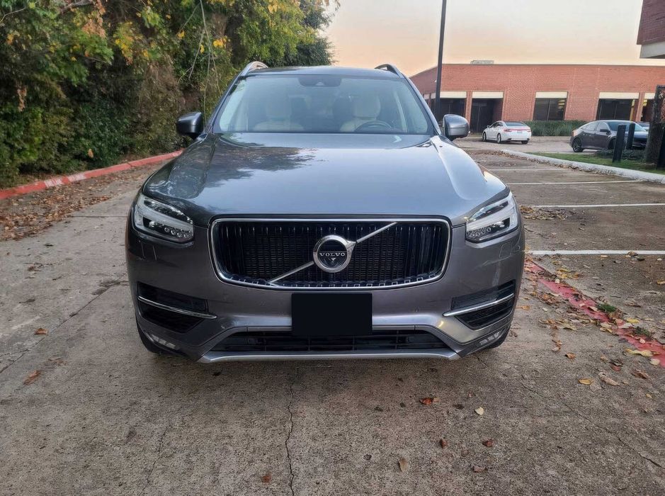 Volvo XC90 T6 Momentum      2017