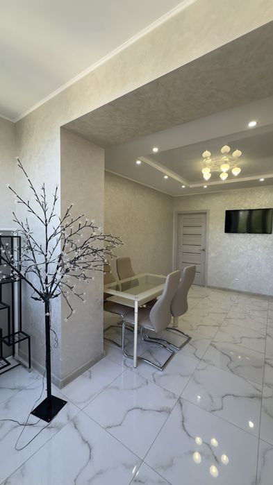 Продам 2-кімн.кв. по вул. І. Сердюка за Розеткою, центр