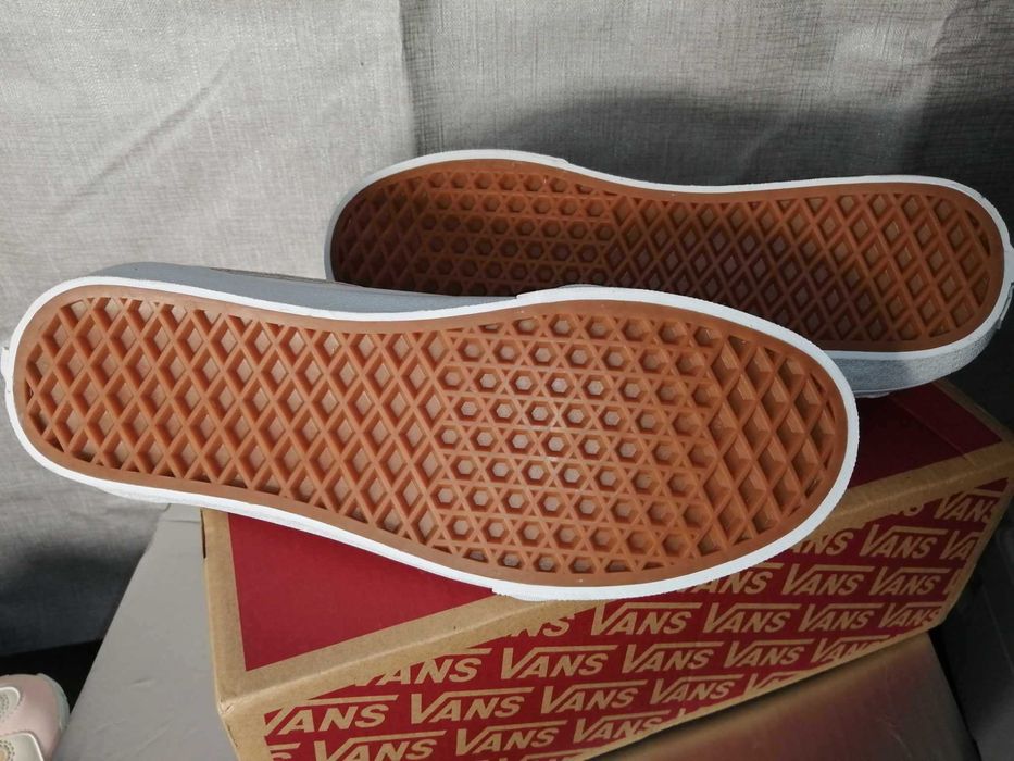 VANS WARD Nowe Buty Damskie Trampki 40 Skóra Oryginalne Białe