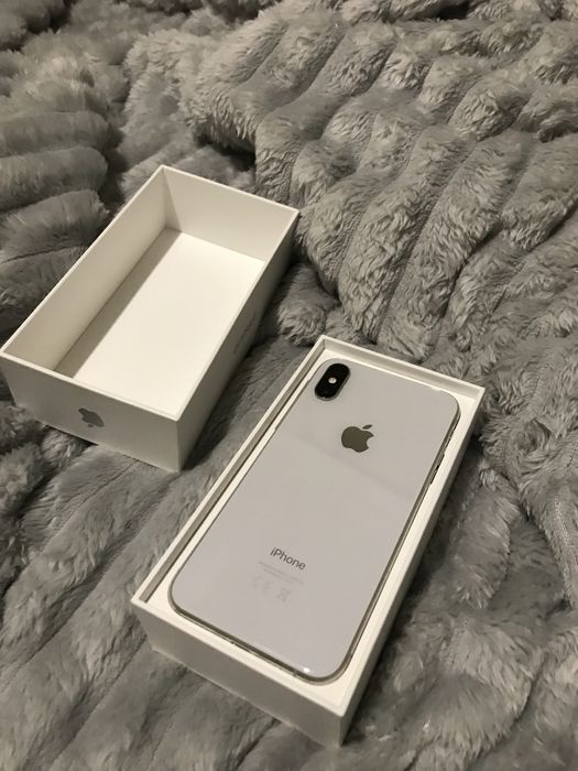 Iphone XS Silver 64 GB