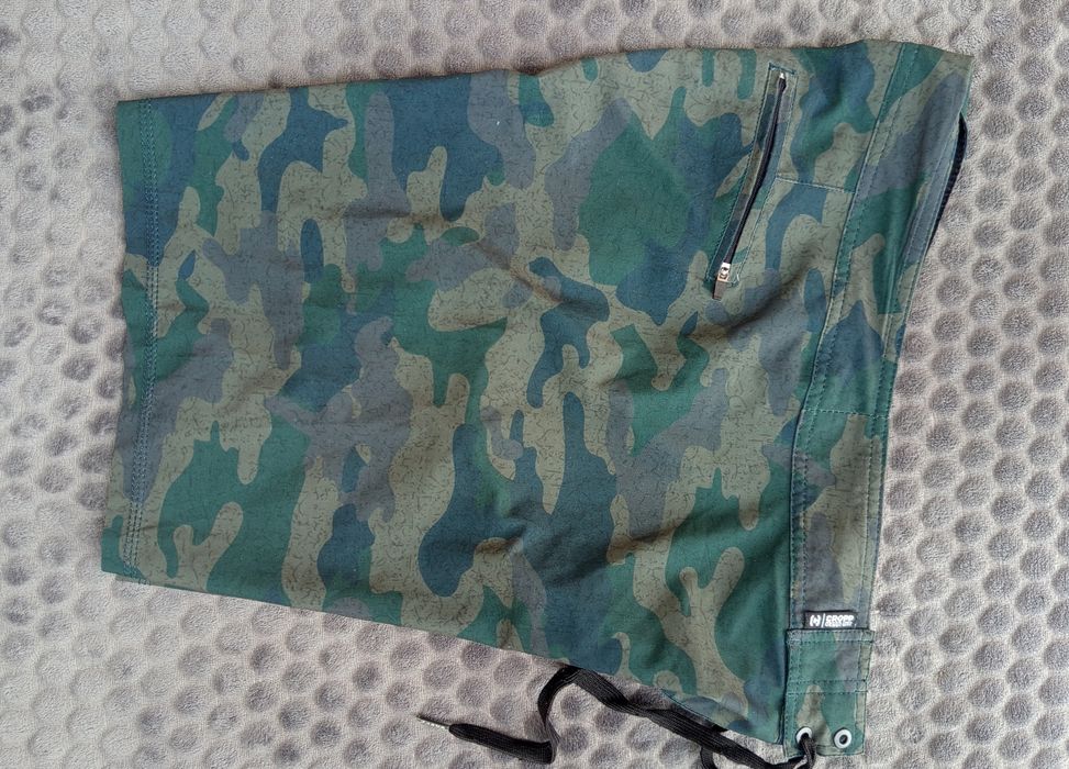 Szorty Cropp spodenki moro rozm. S