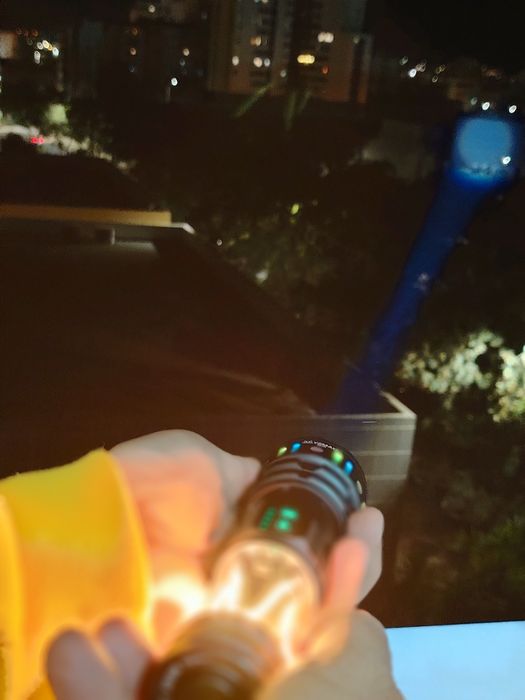 YEMAO A5  Domine a noite Feixe principal concentrado Alcance real 600