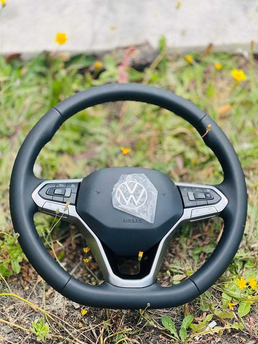 Volante VW Golf 8
