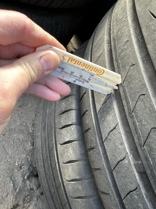 Шини літні Continental 235/55 R19 2024 рік